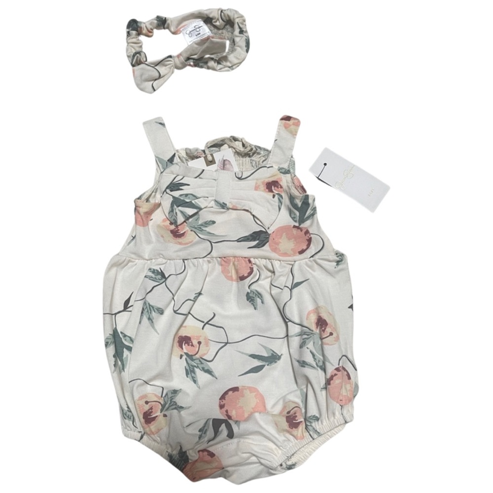 Jessica Simpson romper size 3/6 months